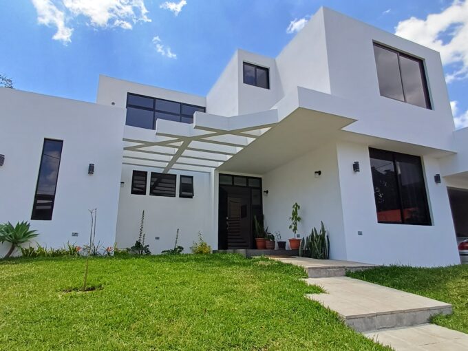 Casa en Venta en Los Manzanos km 16.5 CES