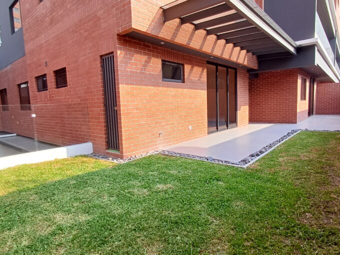 Apartamento en Venta en z14 con Jardín